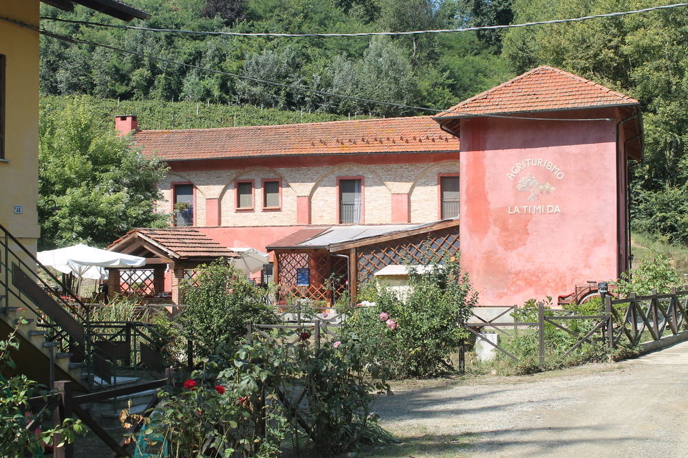 Villa Agriturismo La.Ti.Mi.Da. Cassine Exterior foto